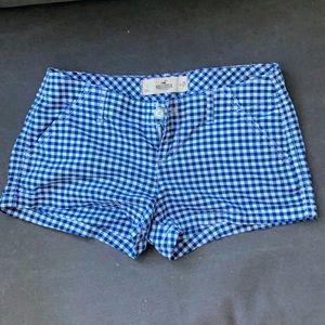 Hollister size 25 plaid